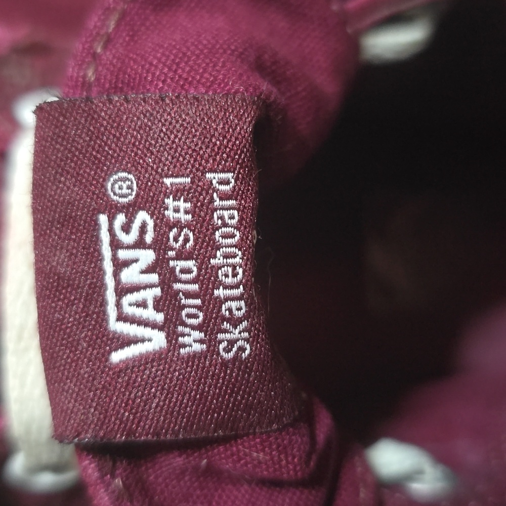 Vans - Picture 5 of 6